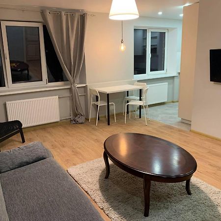 Ditemo City Center Apartment Self Check In Šiauliai Buitenkant foto